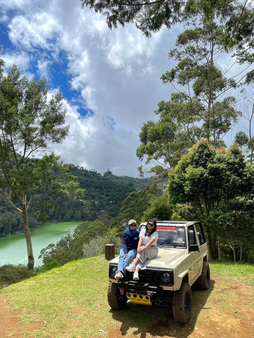 Jeep Telaga Warna
